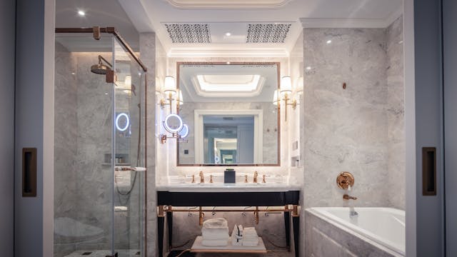 Modern Bathroom